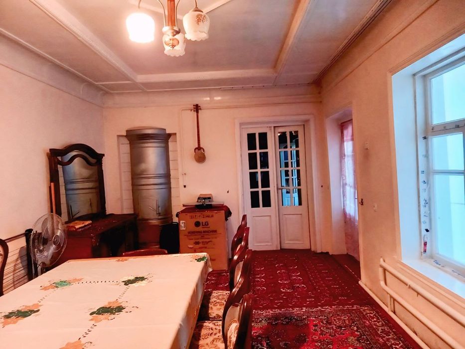 Шахар марказидан 3 хонали учаска