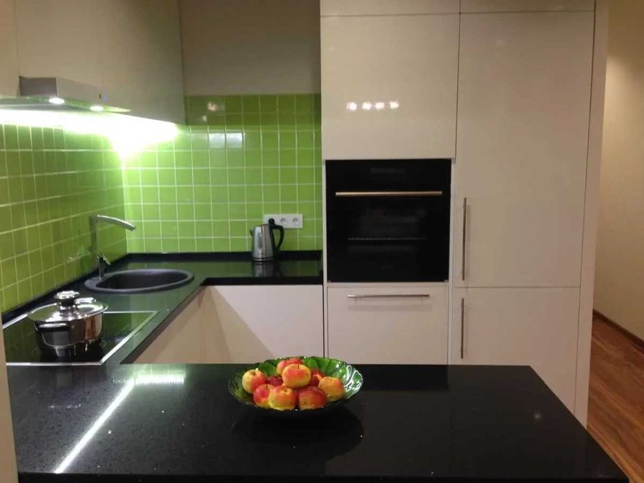 Дава се под наем Двустаен апартамент в София, Зона Б-18 - 66 кв.м за 484.5 € - Снимка #2