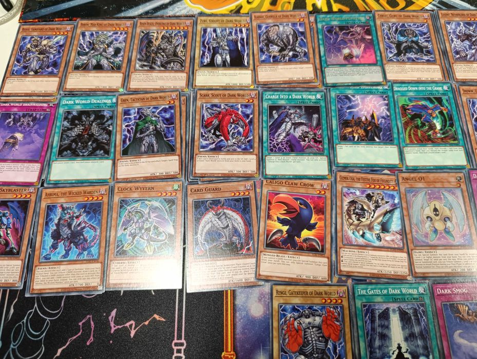 Карти Yu-Gi-Oh оригинални