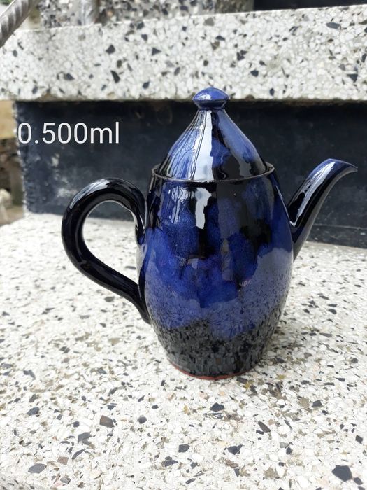 Битови неща, вази, свещник, солнички