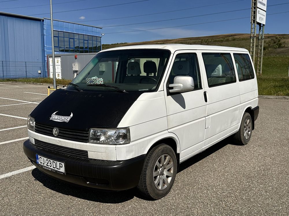 VW T4 Transporter 8+1 locuri Sirocol