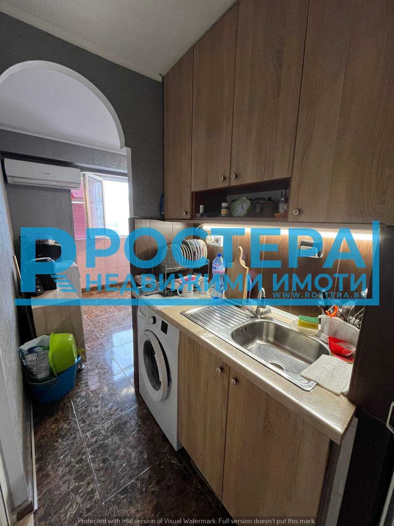 Продава се Двустаен апартамент в Търговище, Запад 2 - 60 кв.м за 1403 €/кв.м - Снимка #8