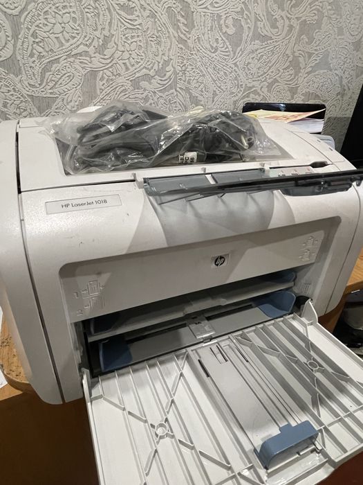 Принтер HP 1018 хороший