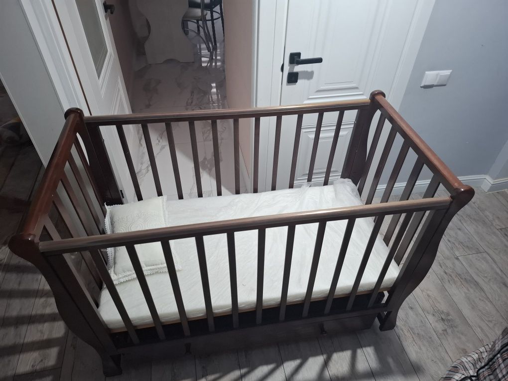 Продаётся кровать детская