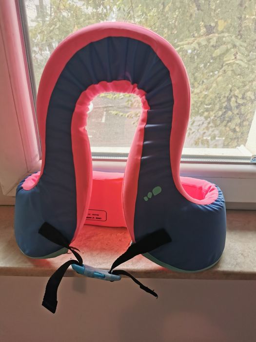 Vesta pentru inot Nabaiji Decathlon
