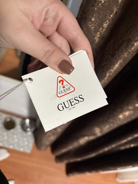 Trening de femei guess xl si xxl