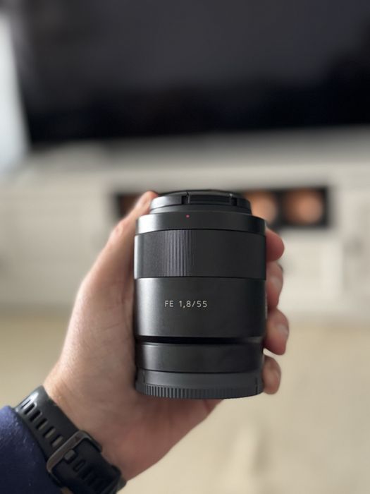 Obiectiv Sony Zeiss 55 mm 1.8, distanta focala asemanatoare cu 50 mm