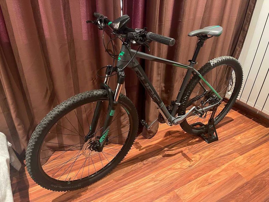 Bicicleta Cube Analog 29