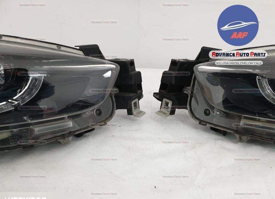 Far dreapta full led cu doua lupe, original in stare foarte buna Mazda