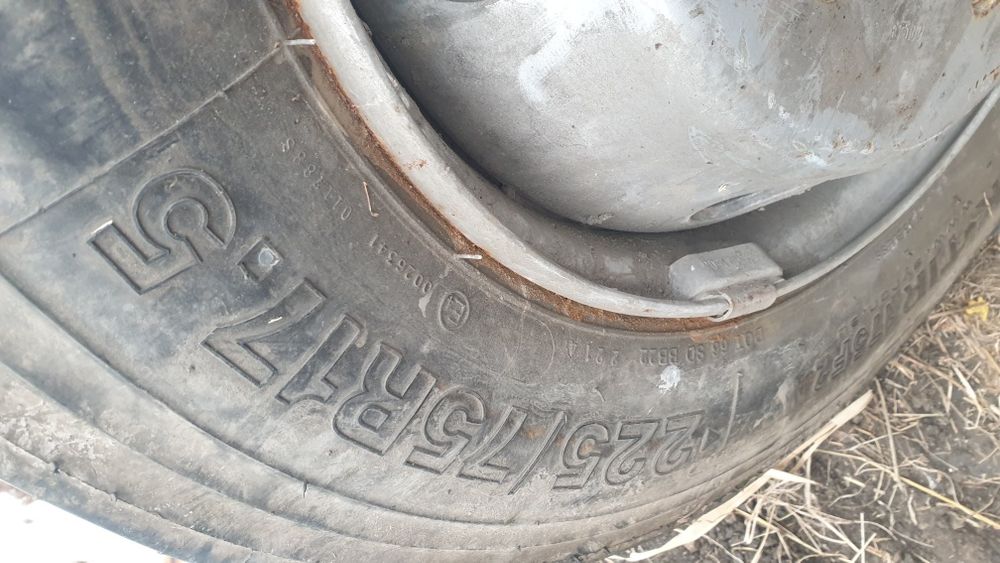 Джанта с гума 225 75 17.5 сайрън