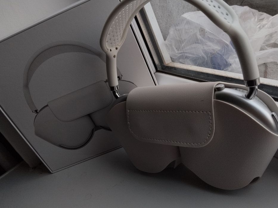 Продаю AirPods Max iOS.