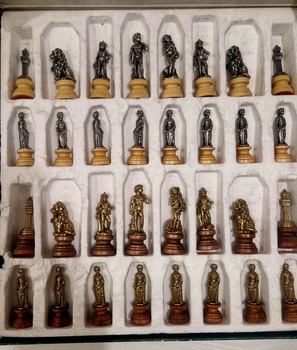 Шахматы коллекционные