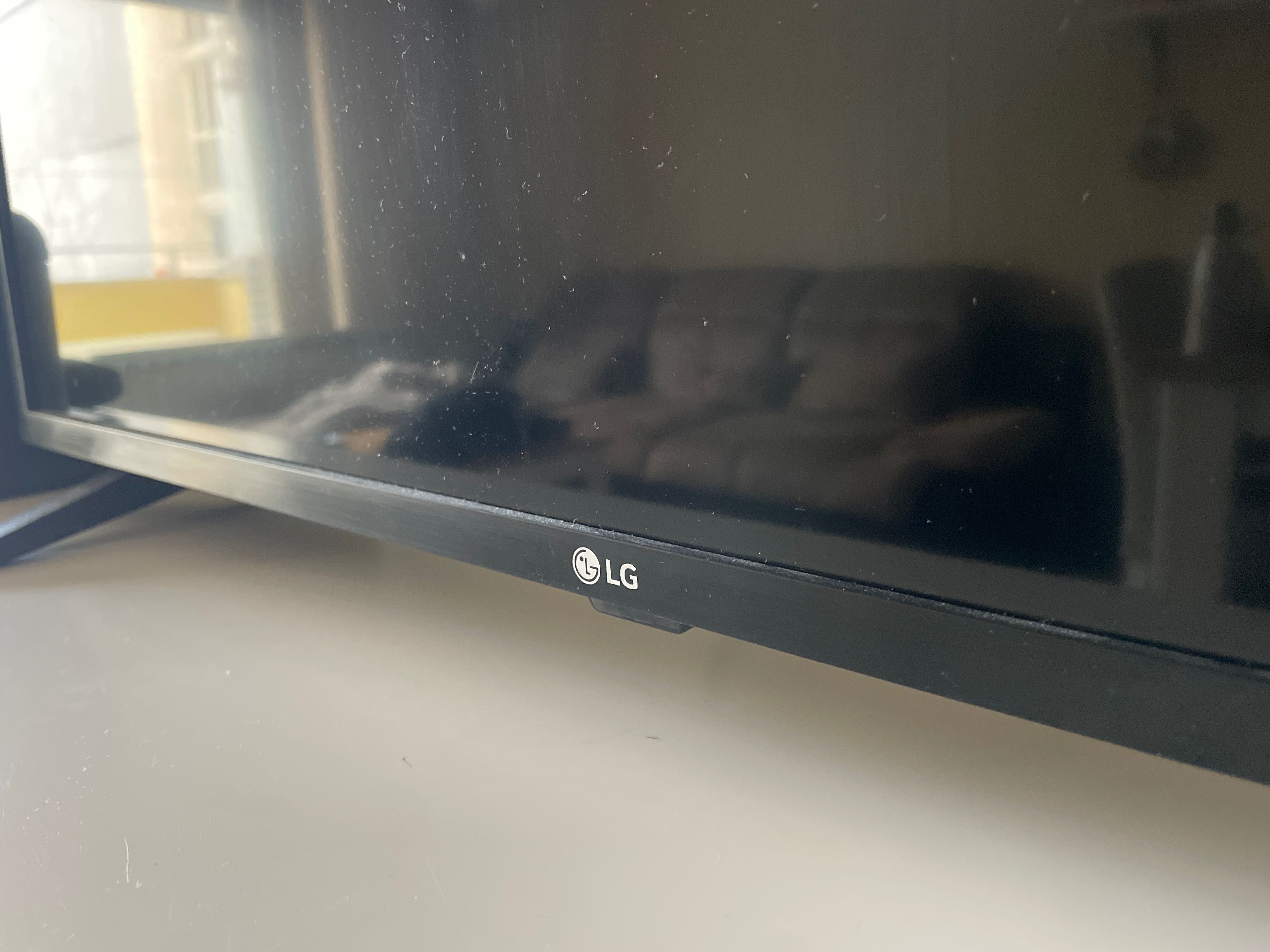 Продавам телевизор LG