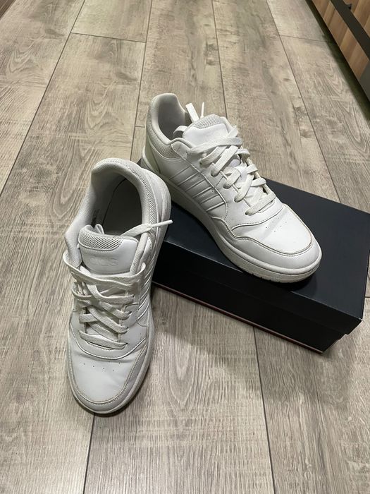 Adidas кецове като нови