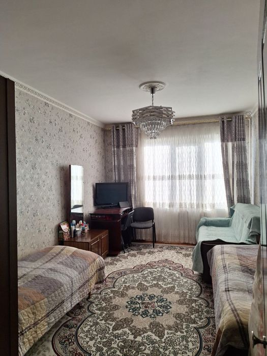 Kvartira sotiladi 3 xona 72kv