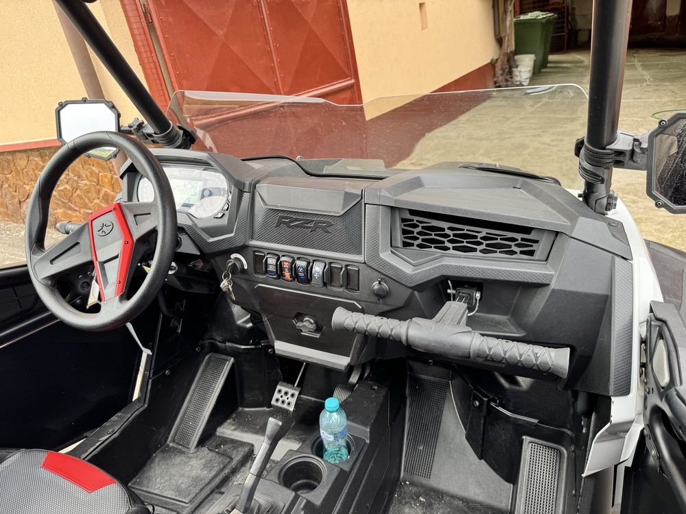 Polaris rzr 1000 110 cp stare de functionare perfecta