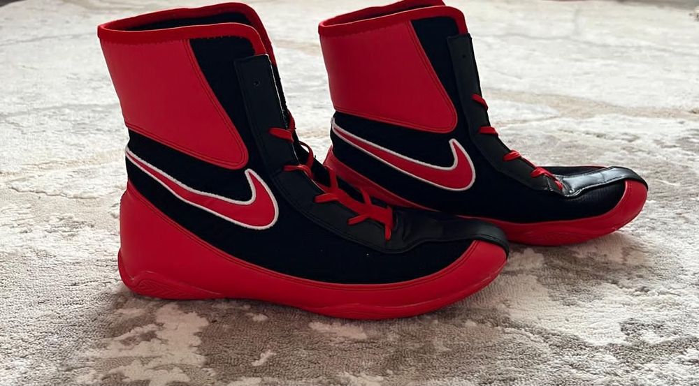 Продам боксерски Machomai 2
Состояние 9/10
Почти как новый не в