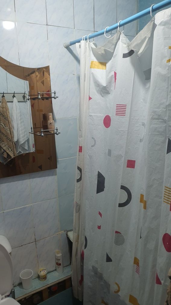 Risiviy bozor 2 xona arenda