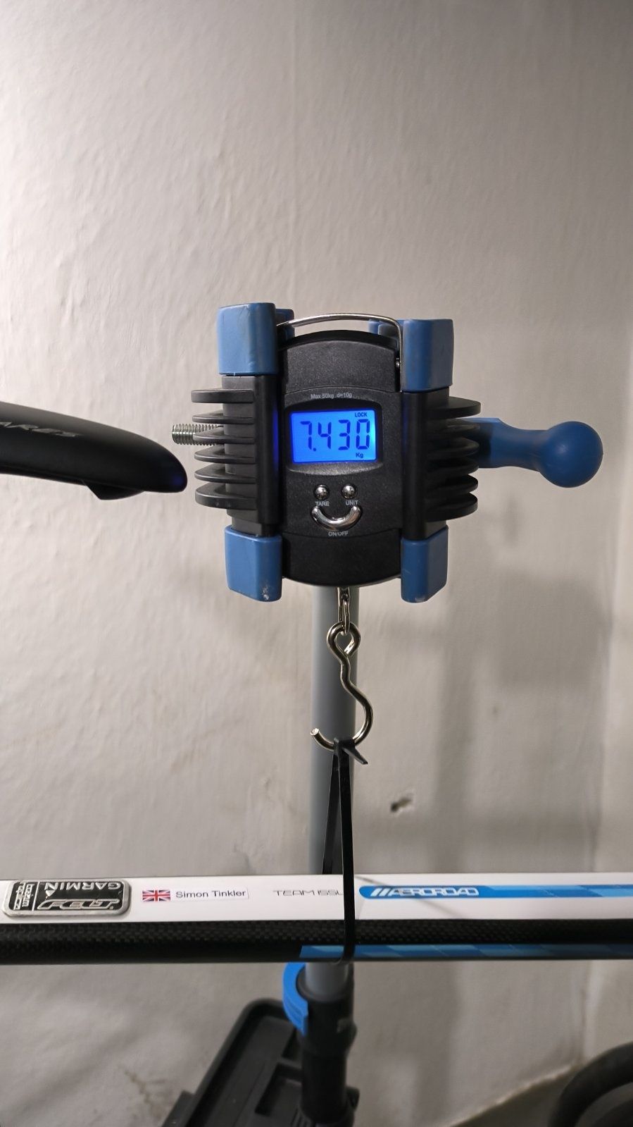 Продавам felt Aero Garmin