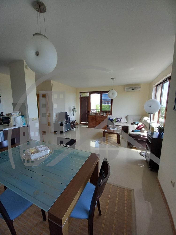 Продава се Тристаен апартамент в Балчик - 128 кв.м за 688 €/кв.м - Снимка #2