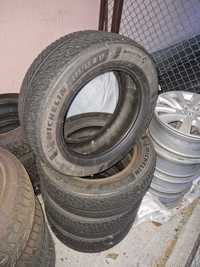 Продавам зимни гуми Michelin Pilot APLIN 5 235/55/17