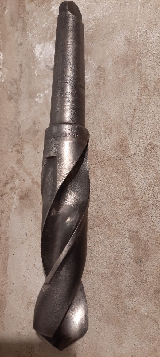 Burghiu metal 42 mm coada con morse otel fier