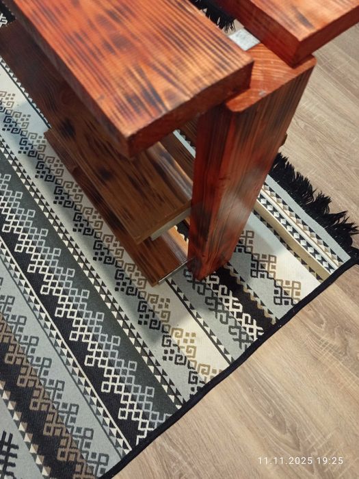 Дървен стелаж за обувки