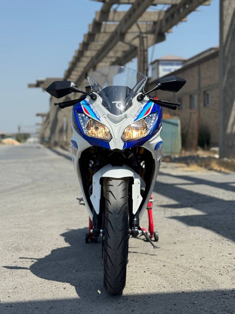 Moto 200kub 1700$
