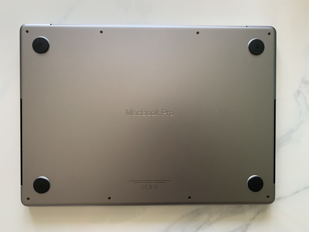 Macbook Pro M2 14" 2023 16GB 512GB