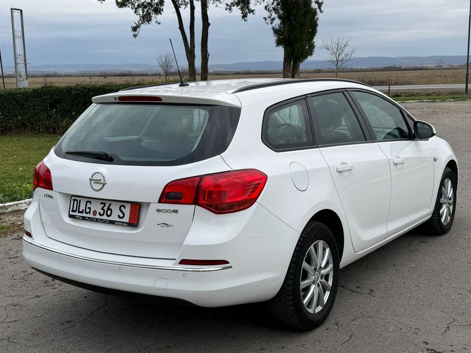 Vând Opel Astra j 2015 euro 6