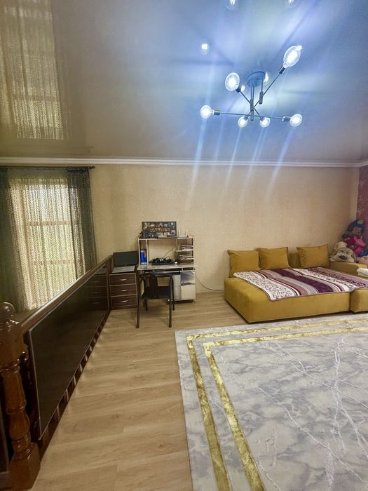 Продам дом 7 комнат п.Абай
