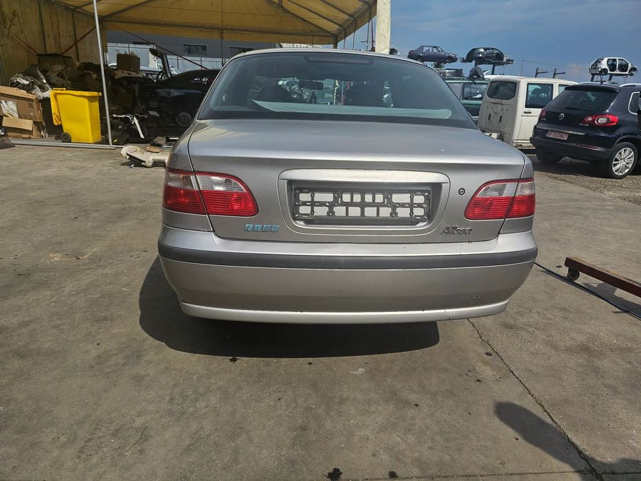 Dezmembrez Fiat Albea 1.2 benzina tip 188A5000 59KW an 2005 euro 4