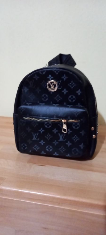 Rucsac Louise Vuitton