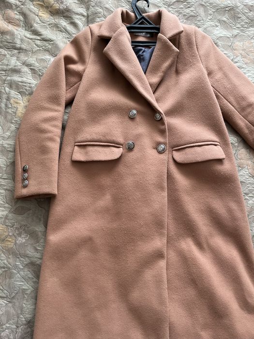 Продам женское пальто