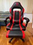 Scaun Gaming & Office GENATOR cu masaj și suport picioare