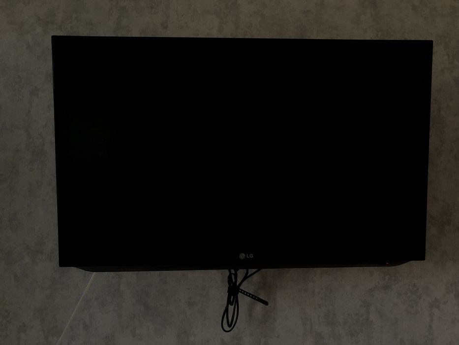 Продам телевизор LG Smart tv