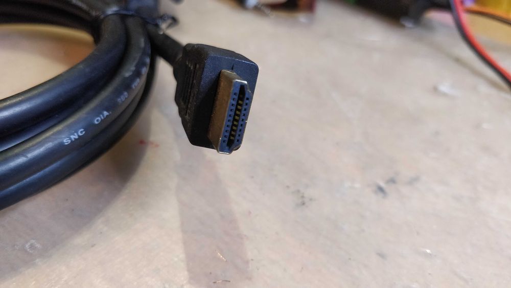 Cablu DV / VGA / Net / HDMI/Com RS 232/Imprimanta/Alimentare 220 v