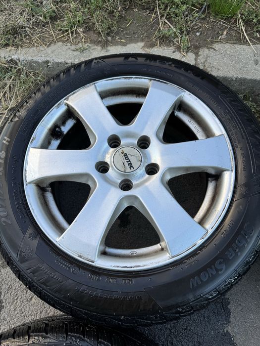 Джанти Autec 16-ски 5х112 с гуми