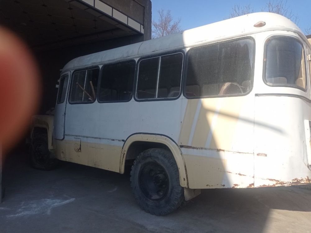 Kavs avtobus holati yaxshi matorlari joyda