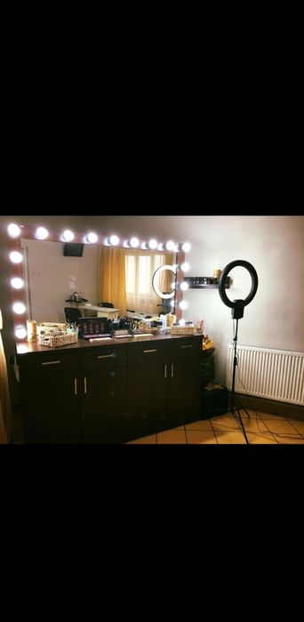 Oglinda makeup machiaj