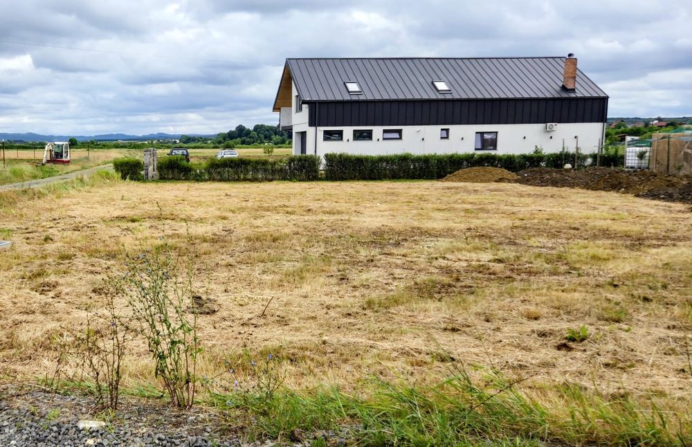 Ultima parcelă loc de casă