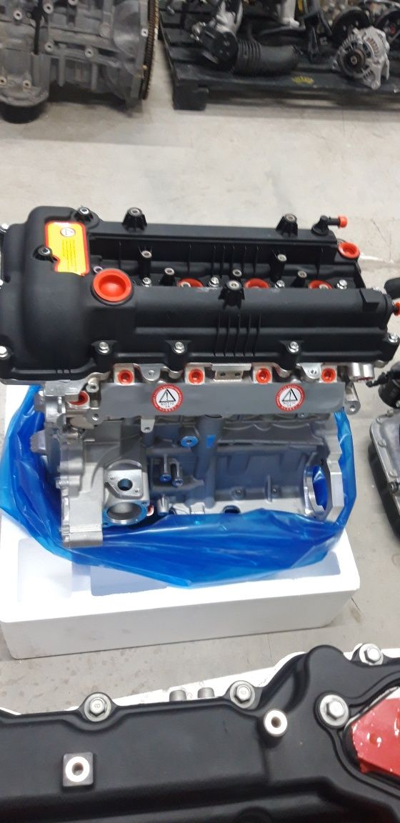 Двигатель на Hyundai elantra 1.6 литровый