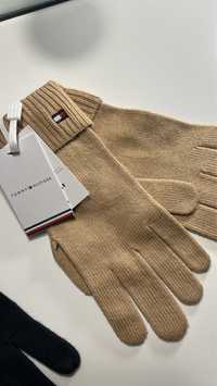 Чисто нови дамски ръкавици Tommy Hilfiger
