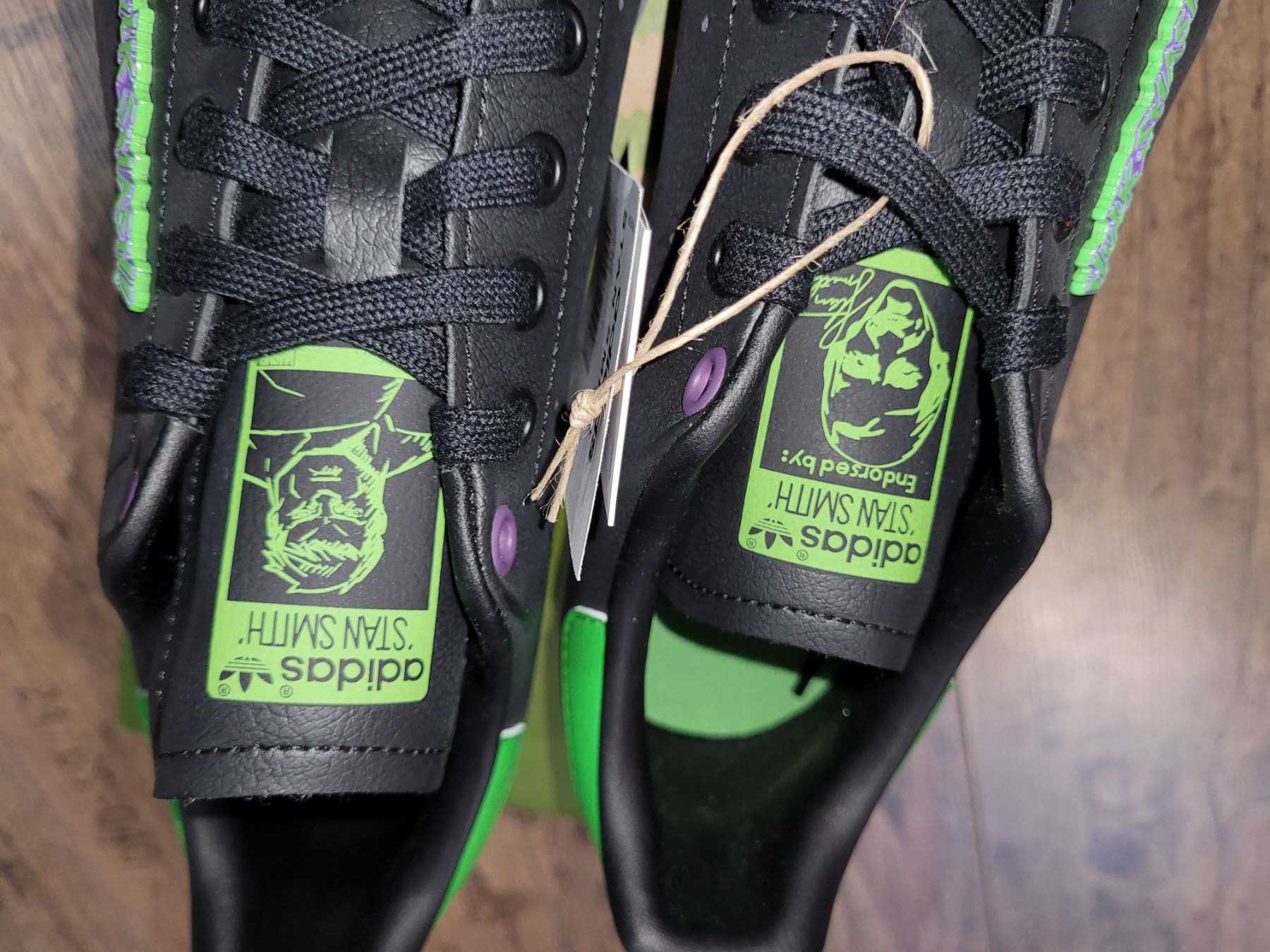 Оригинални Маратонки *ADIDAS STAN SMITH & MARVEL HULK * EU44