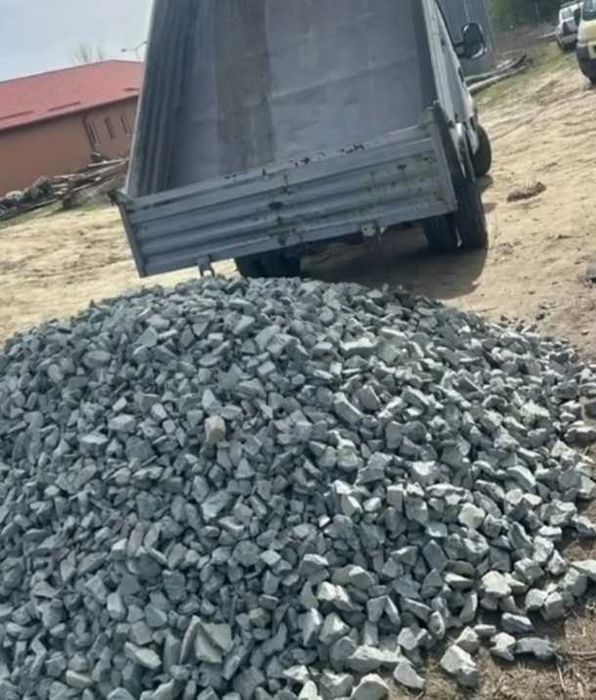 Piatra sparta de cariera