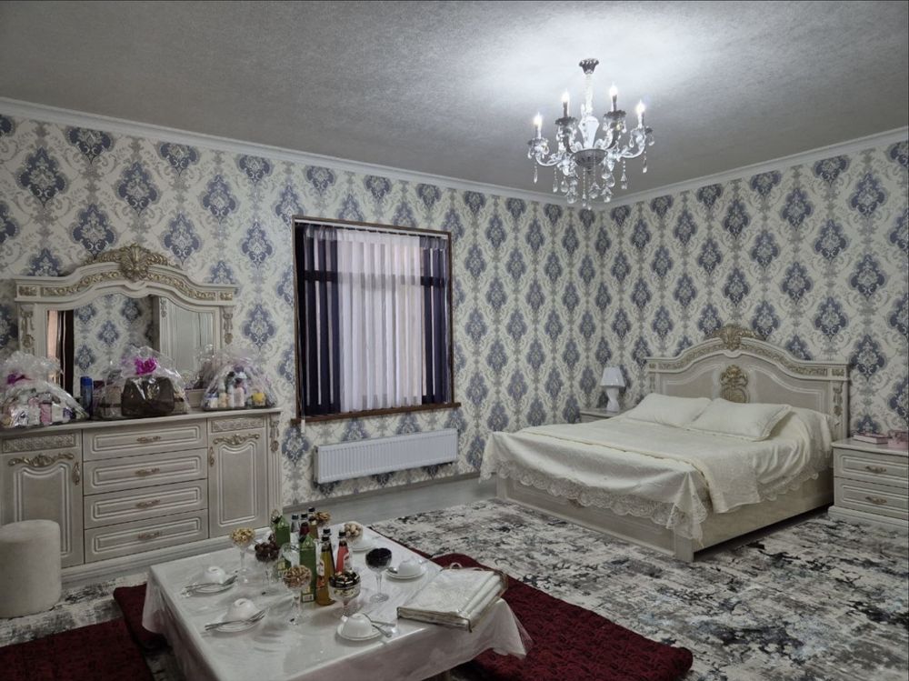 Limonariyada 8 sotokli uy sotiladi