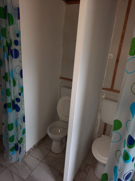 Cazare muncitori  (8 camere) TOATĂ CLADIREA