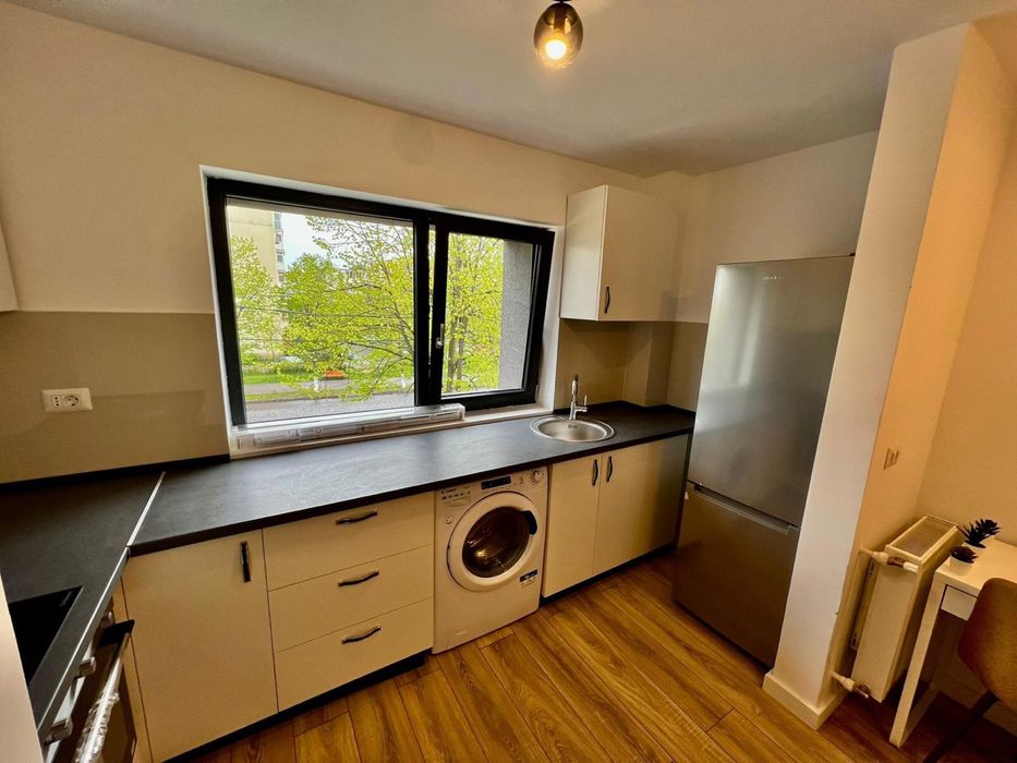 Apartament cu o camera de lux cu loc de parcare