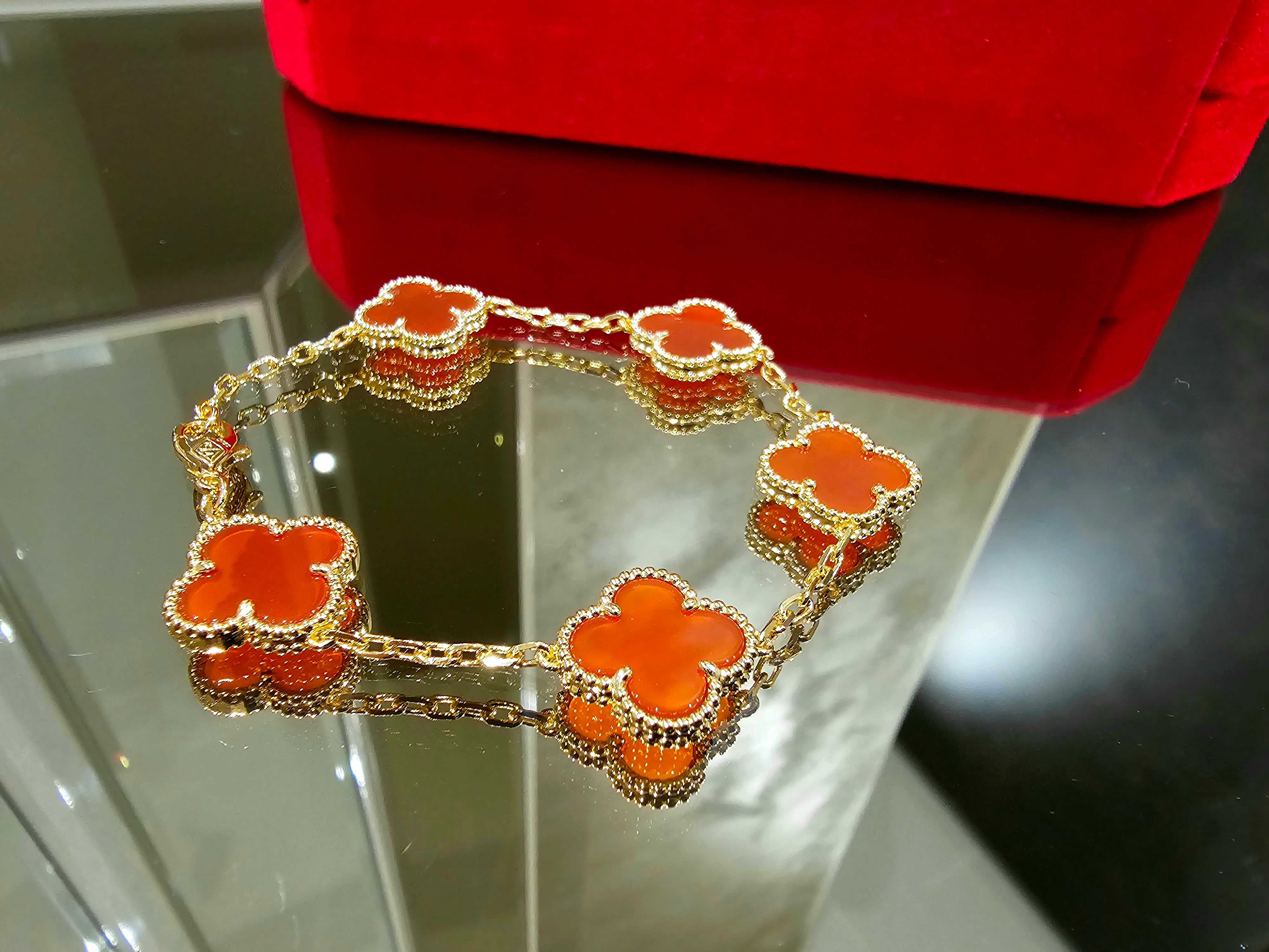 Van Cleef & Arpels VCA Rose Gold Red 5 Vintage Alhambra Дамска Гривна