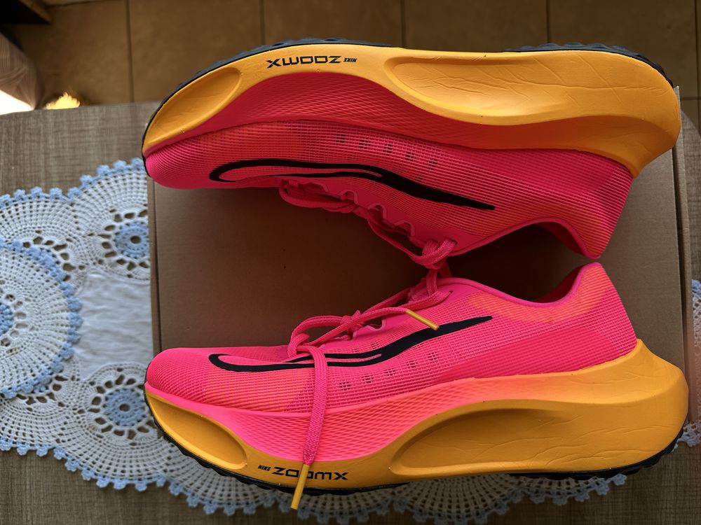 Nike zoom fly 5 ( нови )